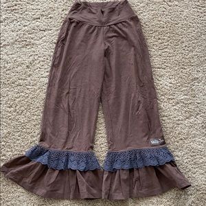 Matilda Jane Young Wheat Big Ruffles Pants Size XS